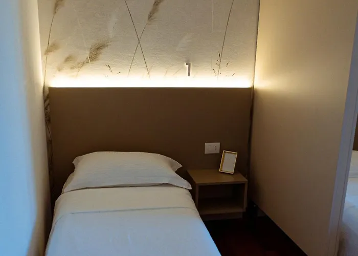 B&B Best Hostel Milano Couette-café Milan