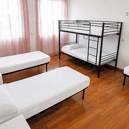 Bed & Breakfast B&B Best Hostel Milano
