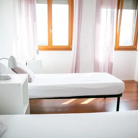 B&B Best Hostel Milano Bed & Breakfast *